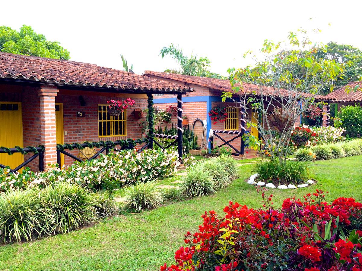 Cabanas La Carolina - Mesa De Los Santos Los Santos  Exterior photo